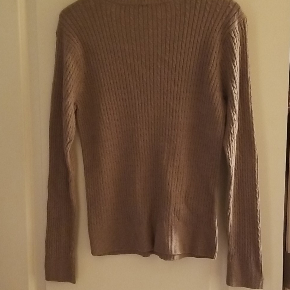 Sweater - Picture 5 of 5